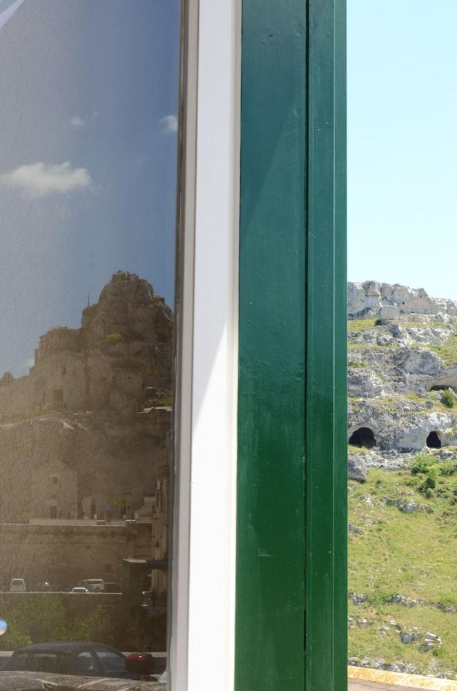 Ai Quarti Sottani Hotel Matera Bagian luar foto